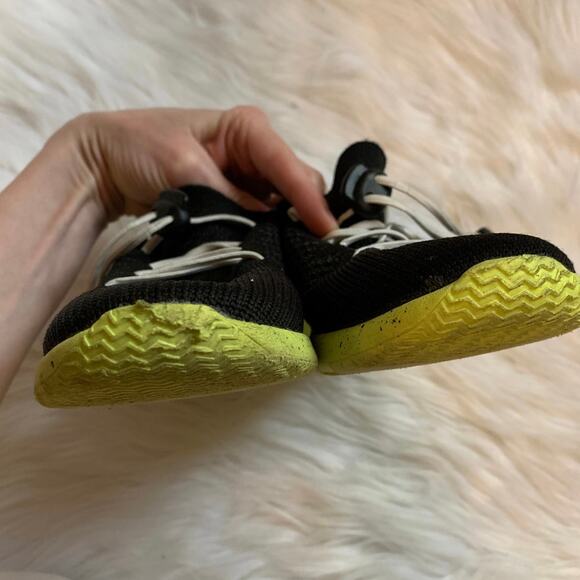 Native black and yellow mercury lite kit lace up sneakers size youth 1 - Picture 5 of 7